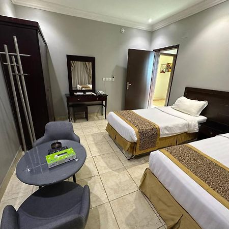 Al Rawda - Hotel 塔布克 外观 照片