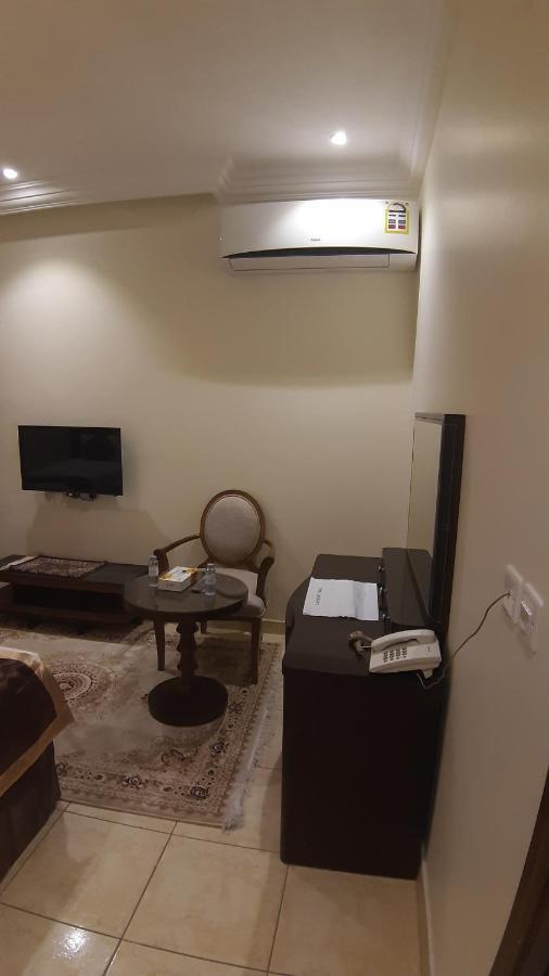 Al Rawda - Hotel 塔布克 外观 照片