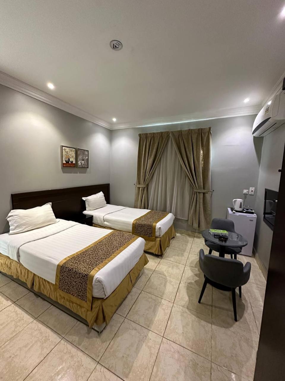 Al Rawda - Hotel 塔布克 外观 照片